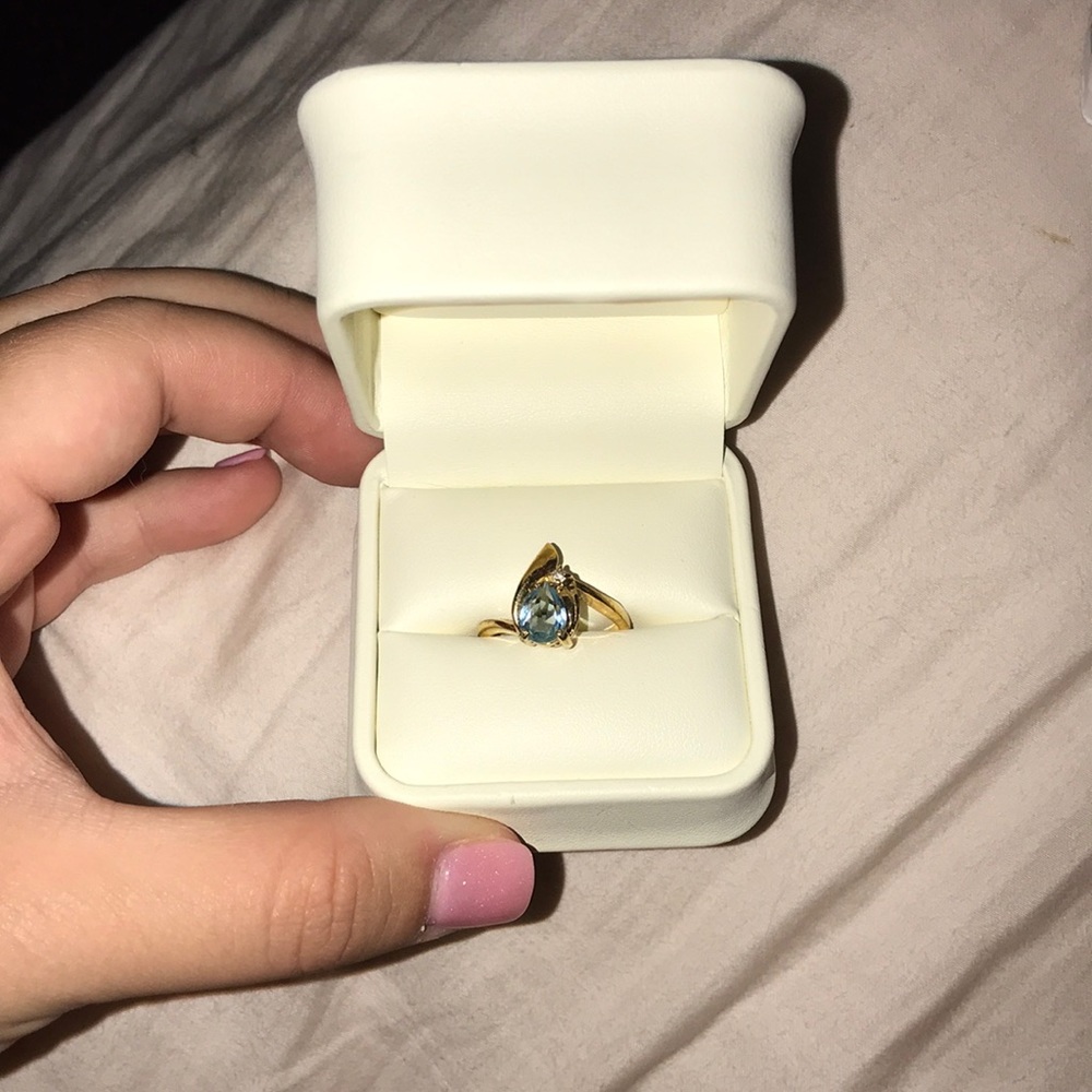 Blue topaz ring